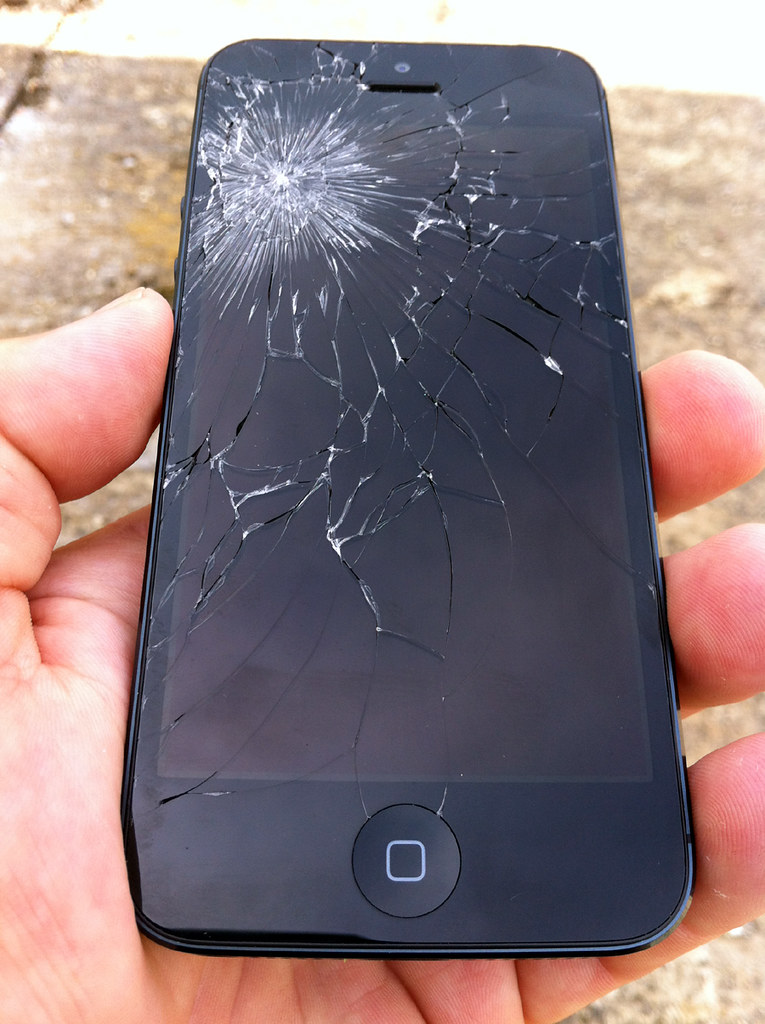 iPhone 5 Smashed Screen a photo on Flickriver