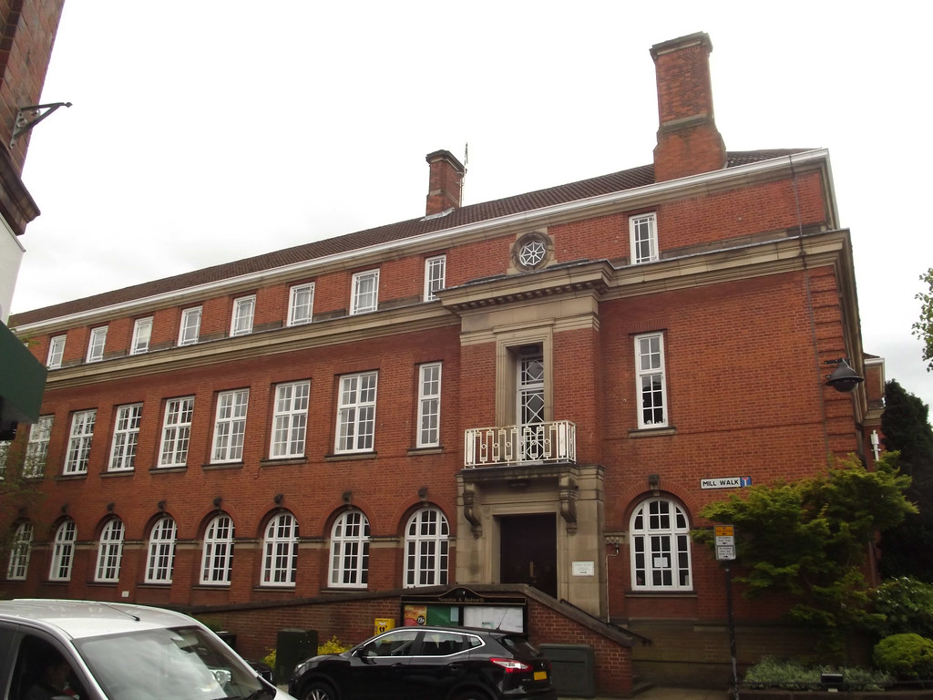 Nuneaton & Bedworth Borough Town Hall Mill Lane, Nuneato… Flickr