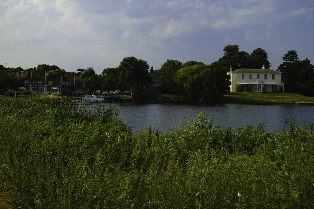 The ManorSheppertonSDIM0597 This was an attempt to copy … Flickr