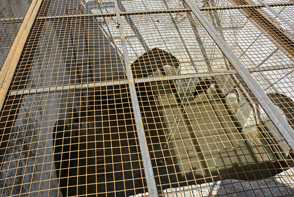 Jali Karanj (Water storage tank) at Mandi Chawk The water … Flickr