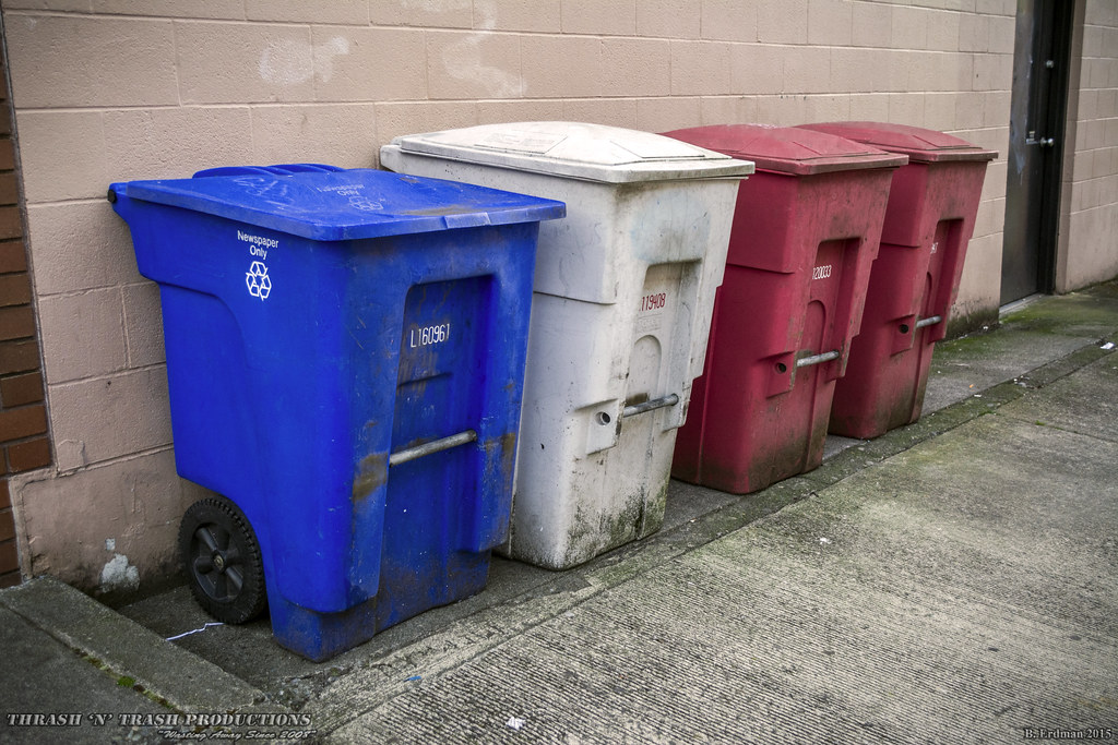 Rubatino Refuse Removal 96gallon Toter trash carts Rubati… Flickr