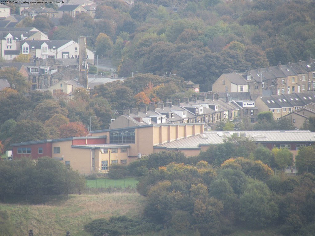 IMG_2431 Feversham College on Cliffe Road and at the top i… Flickr