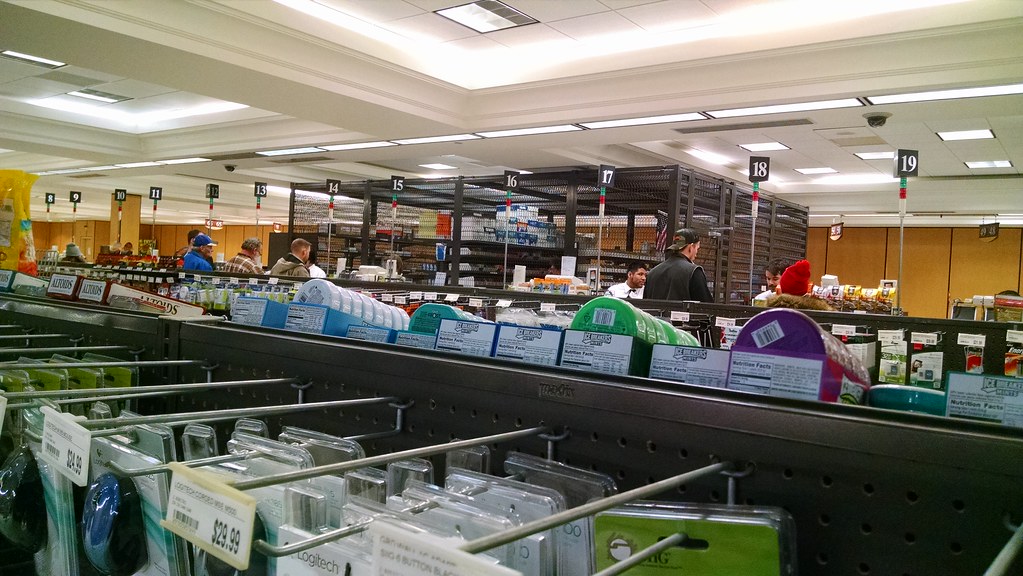 Fry's Electronics (Formerly Incredible Universe) Fishers I… Flickr