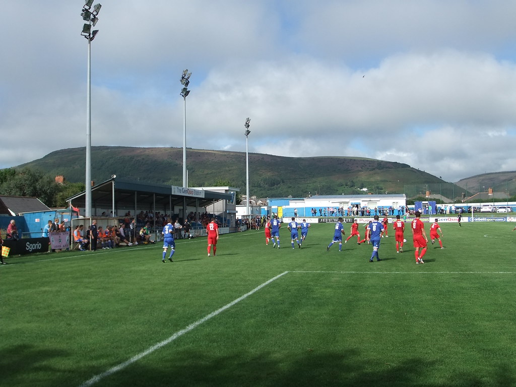 vs PTalbot Aug 2012 (11) Port Talbot looks lovely as long … Flickr
