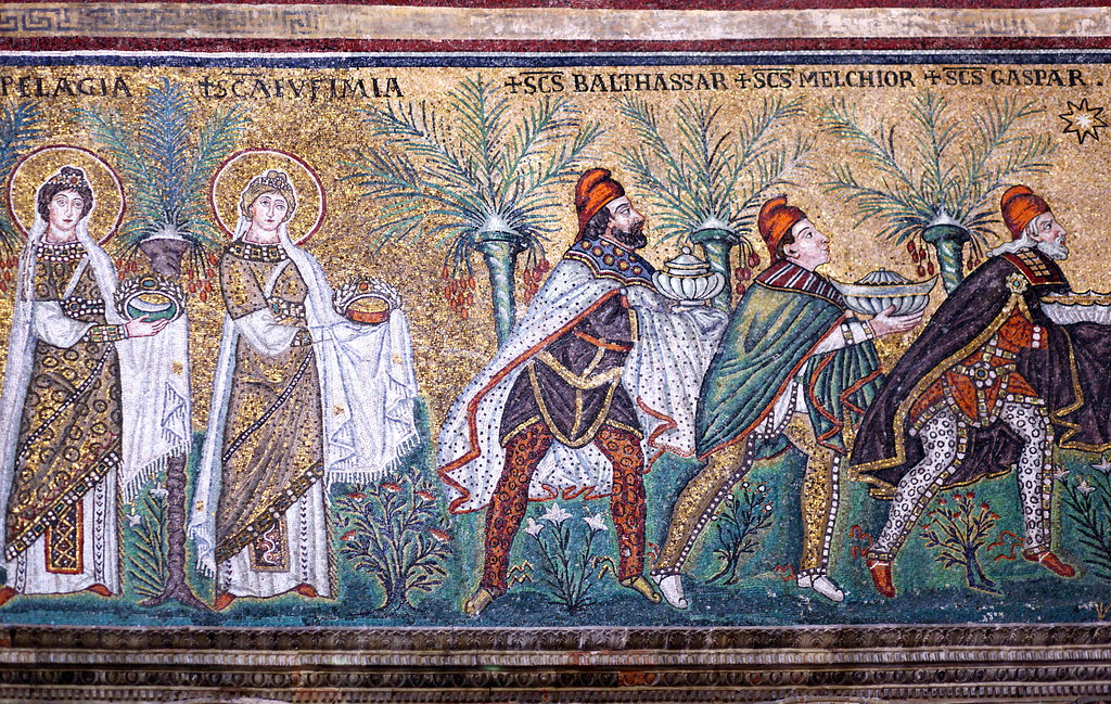 IMG_2669AC Ravenne. Saint Apollinaire le Neuf. nef mur nor… Flickr