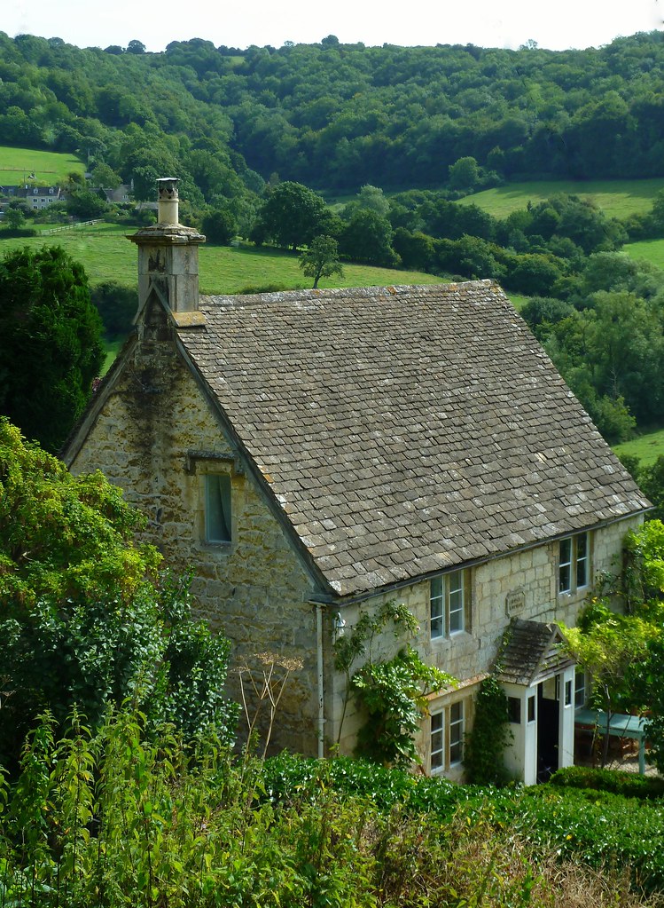 Rose Cottage at Slad This cottage was home to the author L… Flickr