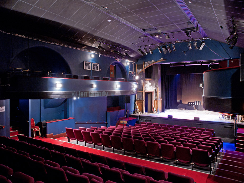 Charing Cross Theatre 9480 Charing Cross Theatre one of th… Flickr