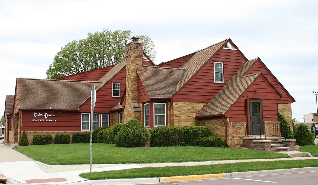 KinderDennis Home for FuneralsWaseca, MN PHD280 Flickr