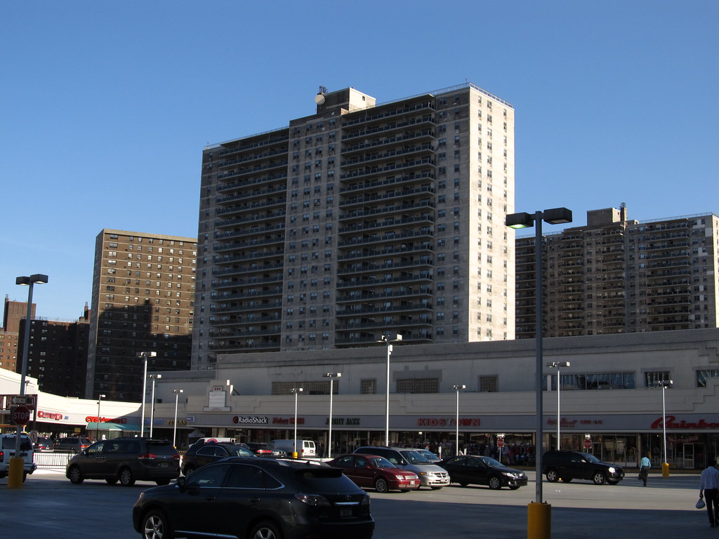 Highbridge Neighborhood, South Bronx, New York Highbridge … Flickr