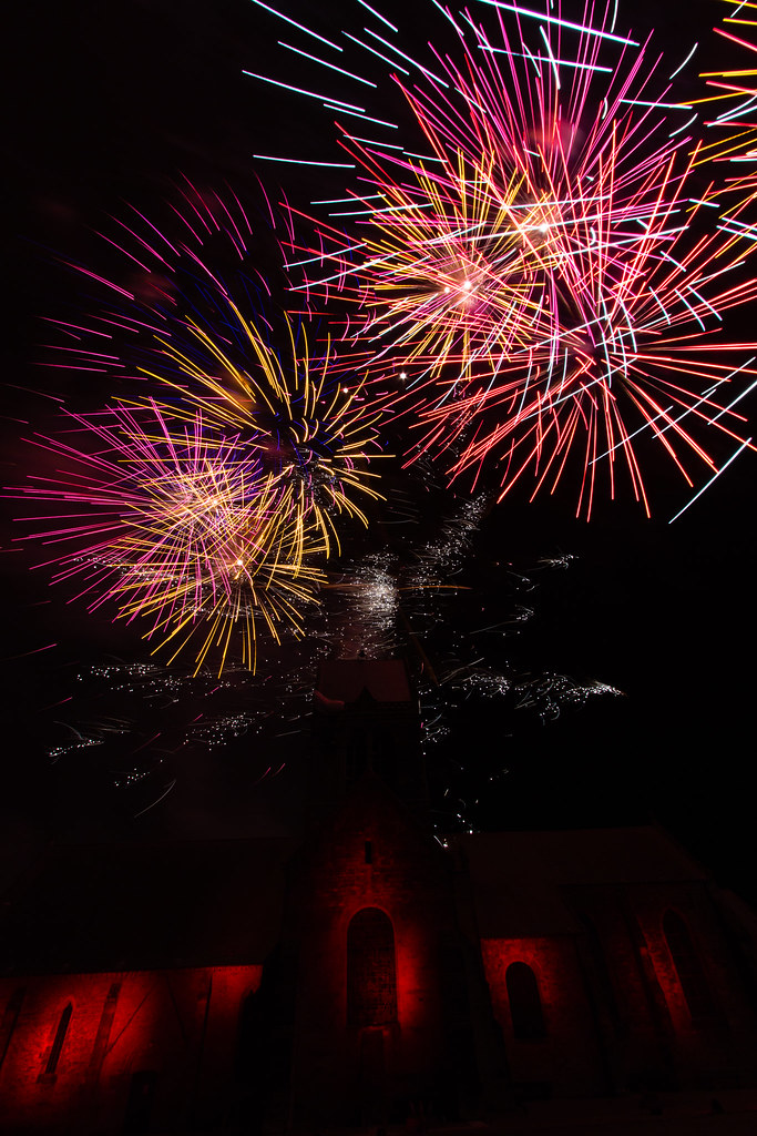 Feu d'artifice Sainte mere eglise Durant les commémoration… Flickr