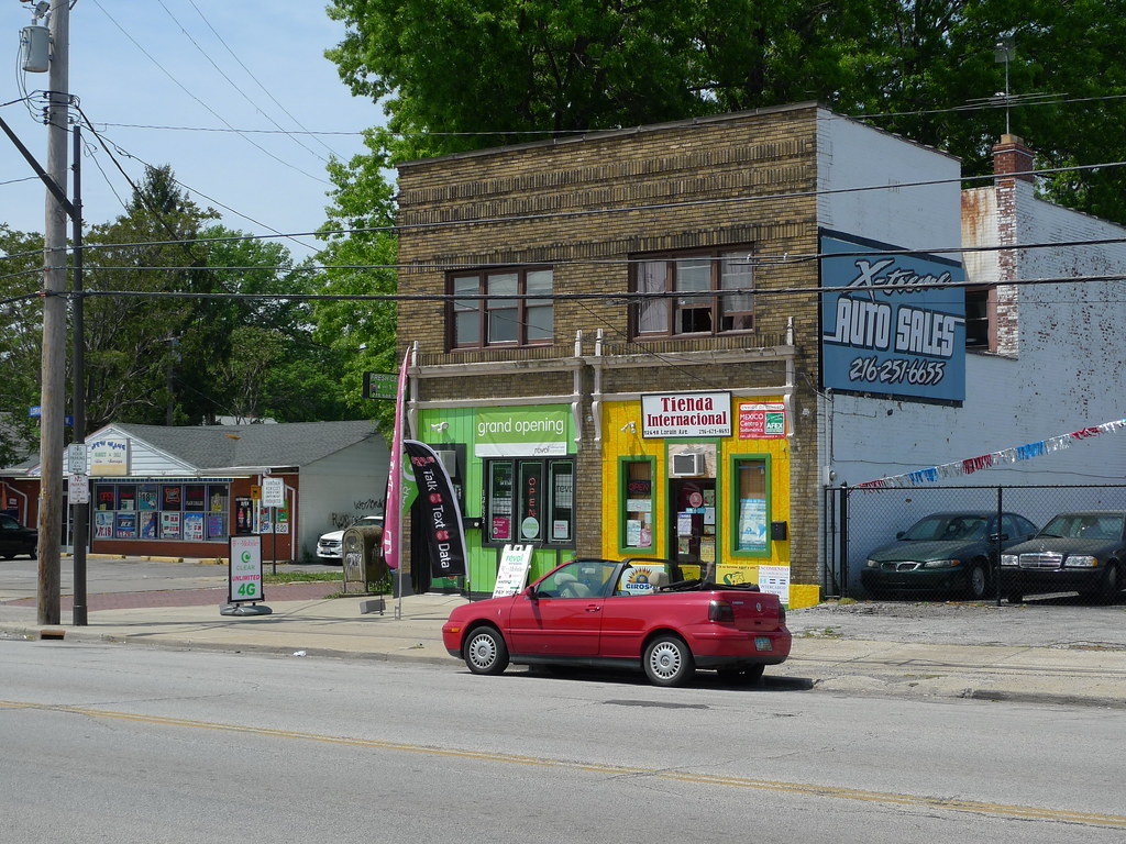living next door to Xtreme Auto Sales 1265212648 Lorain … Flickr