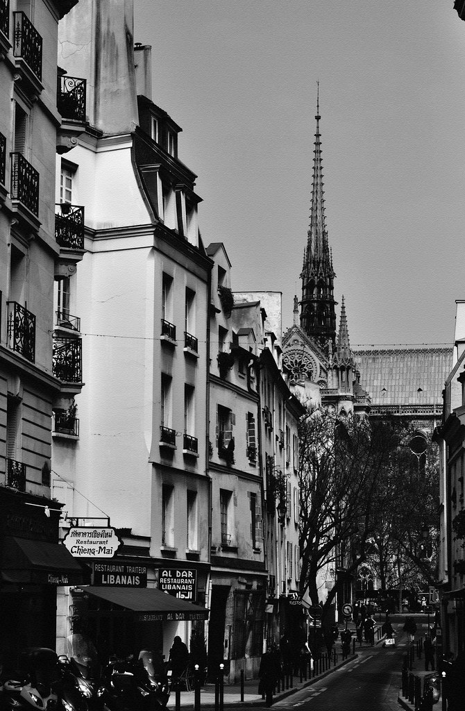 La rue Notre Dame Paris 2012 naomi Flickr