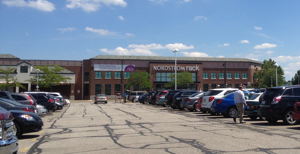 Borders Westlake, OH Mike Kalasnik Flickr