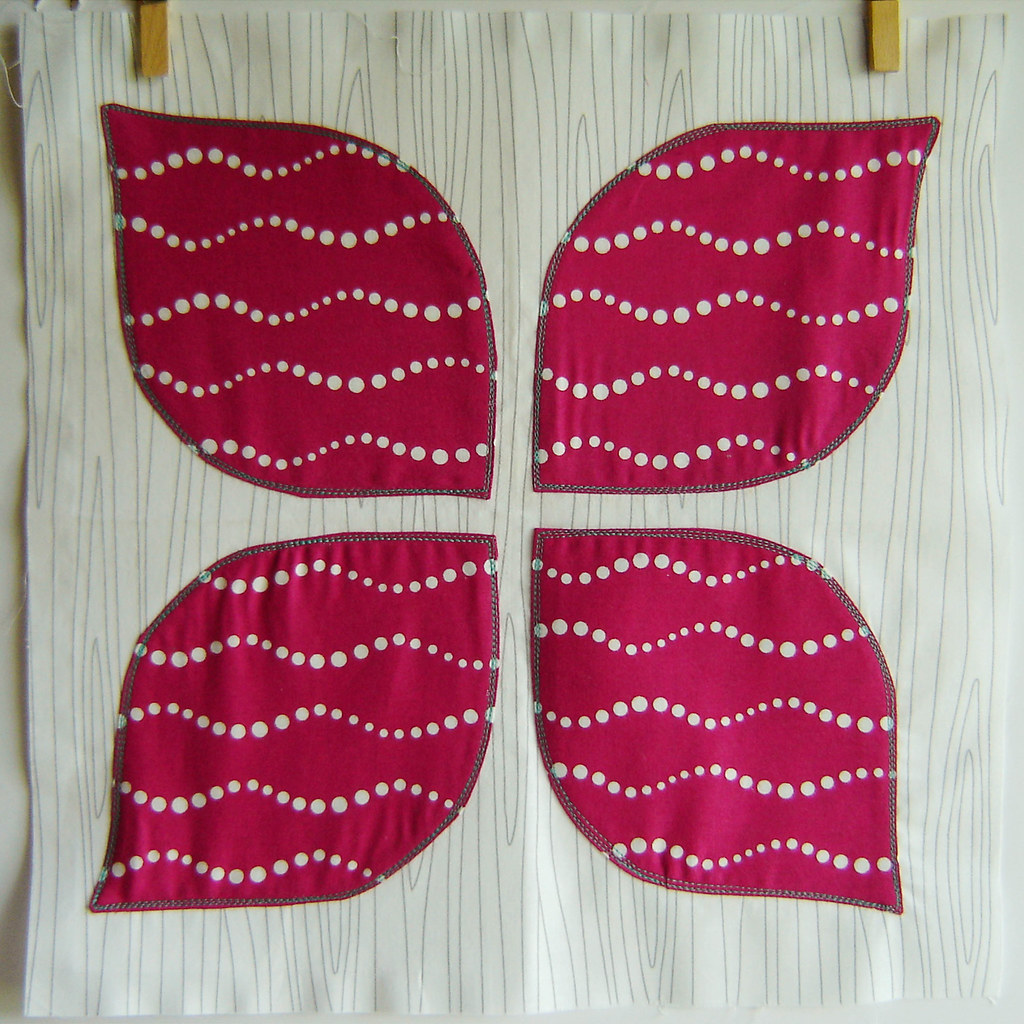 Dogwood Blossom 1 Dogwood Blossoms for a twin sized quilt.… Flickr