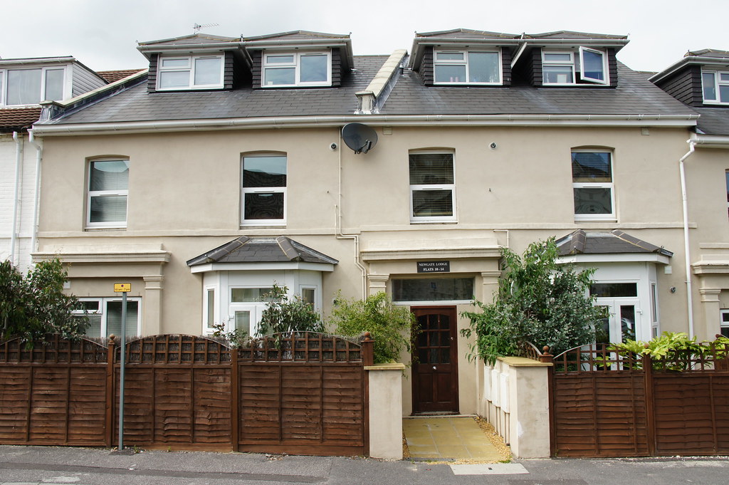 Flats 1014, Newgate Lodge, Norwich Avenue, Bournemouth We… Flickr