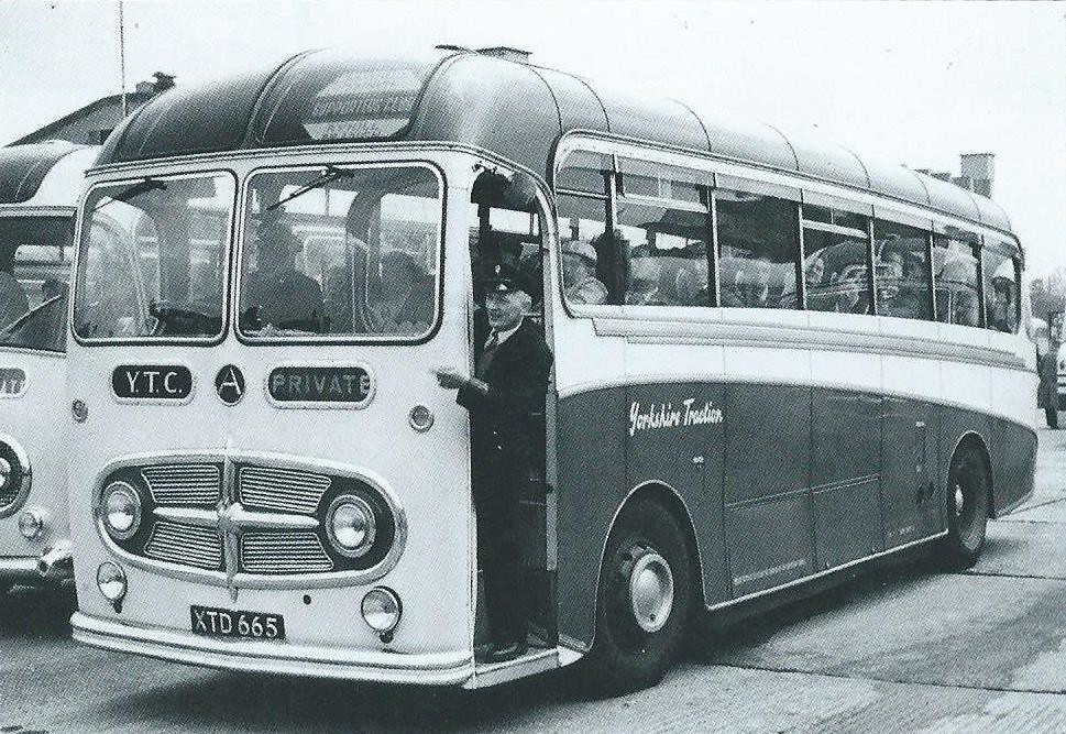 XTD 665 ATKINSON Tracky Atkinson coach. Started life in 19… Flickr
