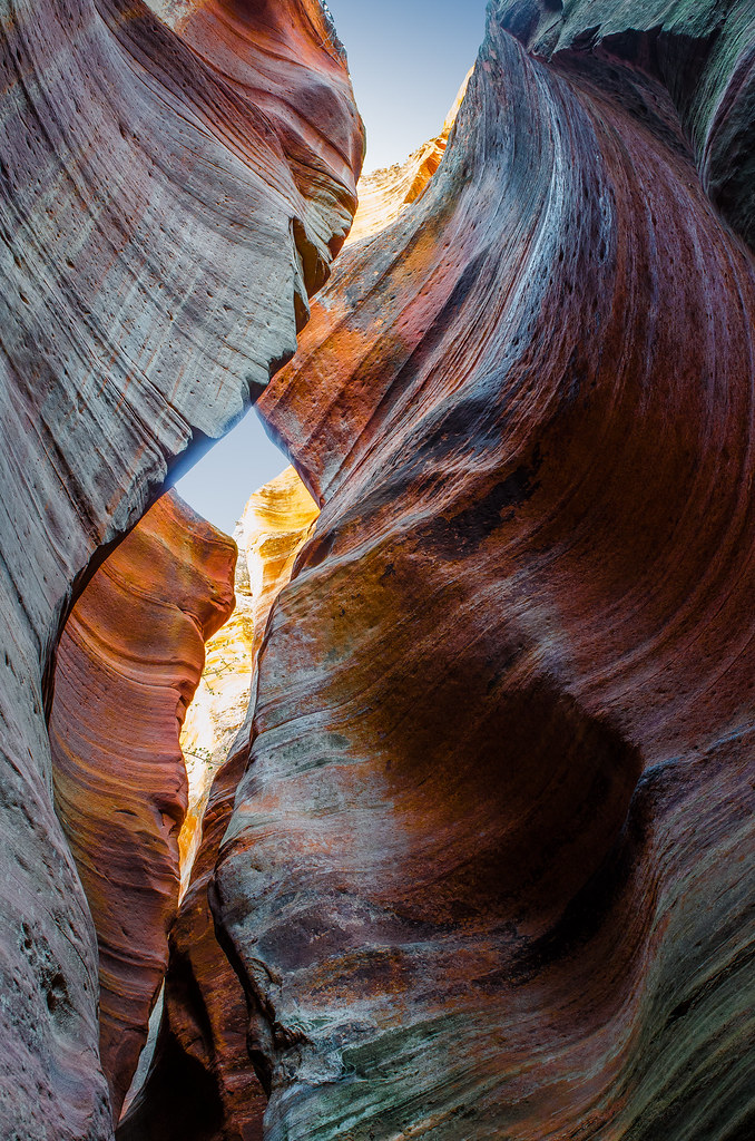 Upper Red Cave slot canyon, Mt. Carmel, Utah Dan Bingham Flickr