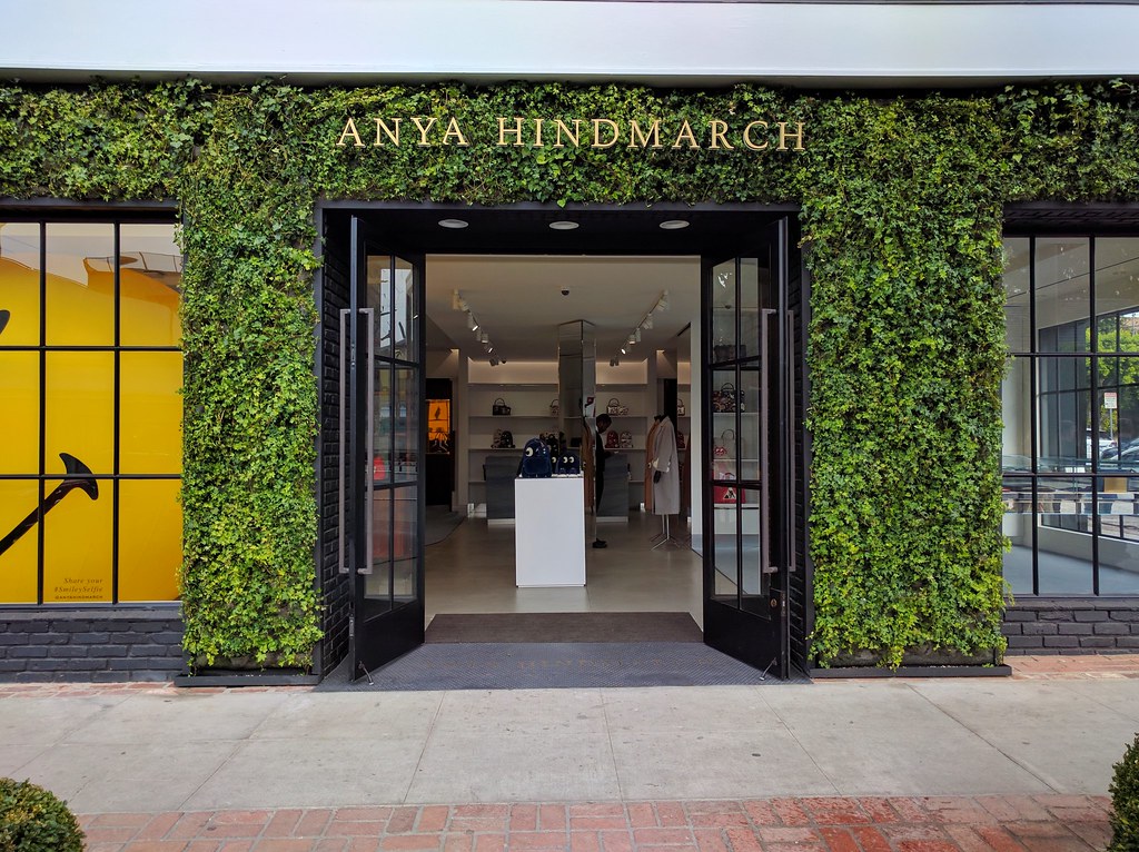 Anya Hindmarch Flagship Store in LA JLL Exterior Tenant … Flickr