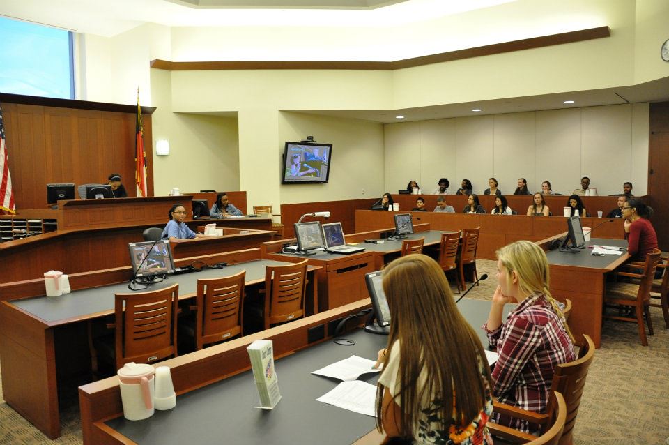 Youth Civics courts 2 Students learn about courts and law … Flickr