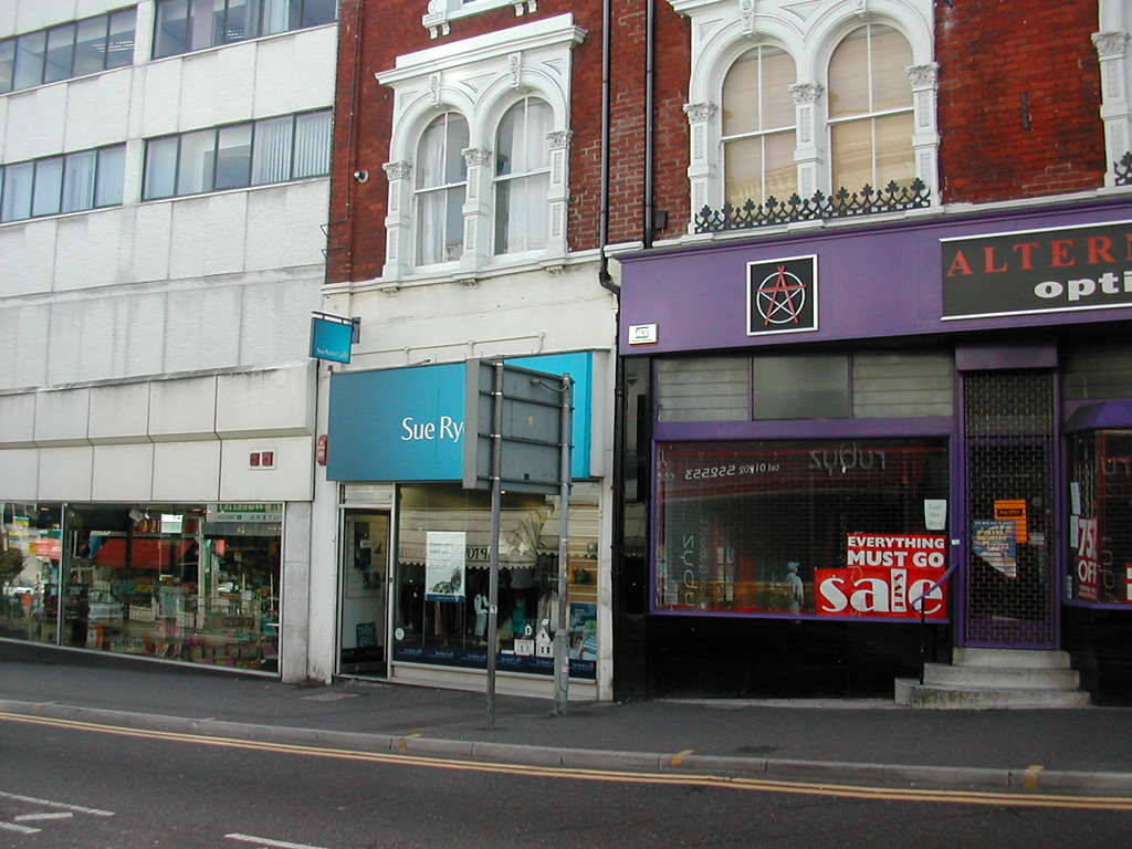 COMMERCIAL RD. BOURNEMOUTH. DORSET. 2005 BOURNEMOUTH GRANT Flickr