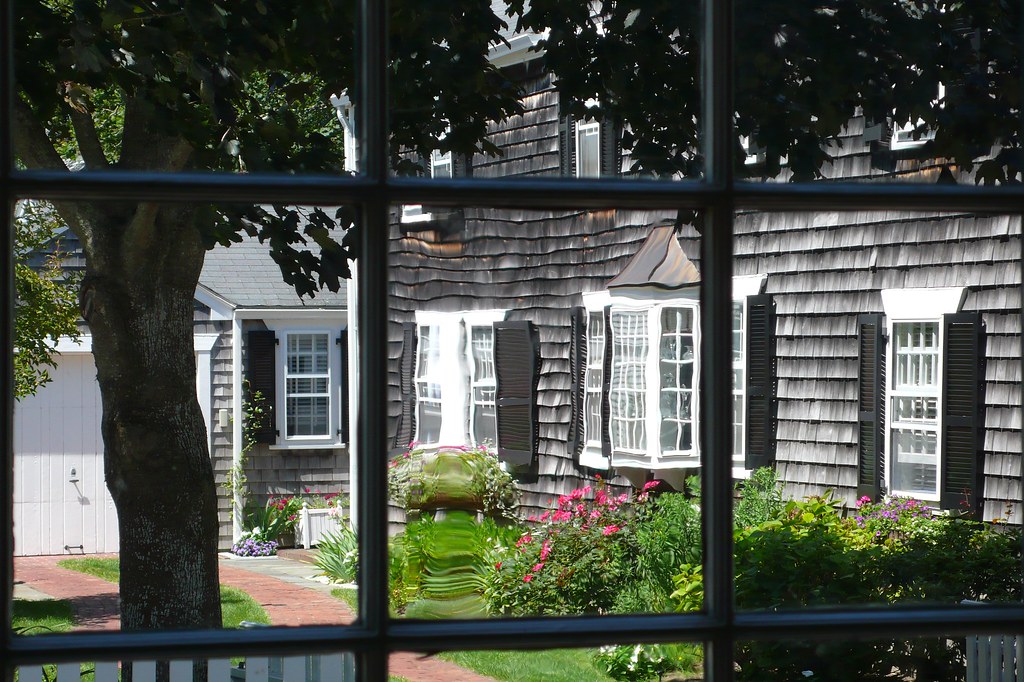 Old Glass, Edgartown, Martha's Vineyard Almond320 Flickr