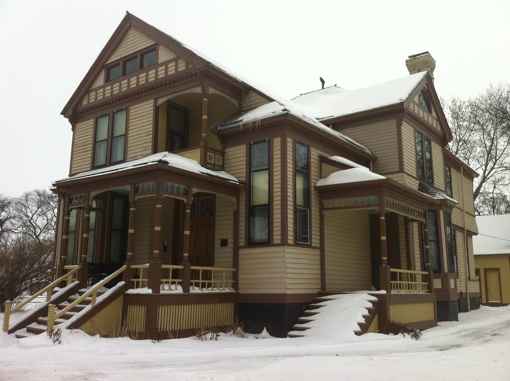 Comstock House Moorhead, MN a photo on Flickriver
