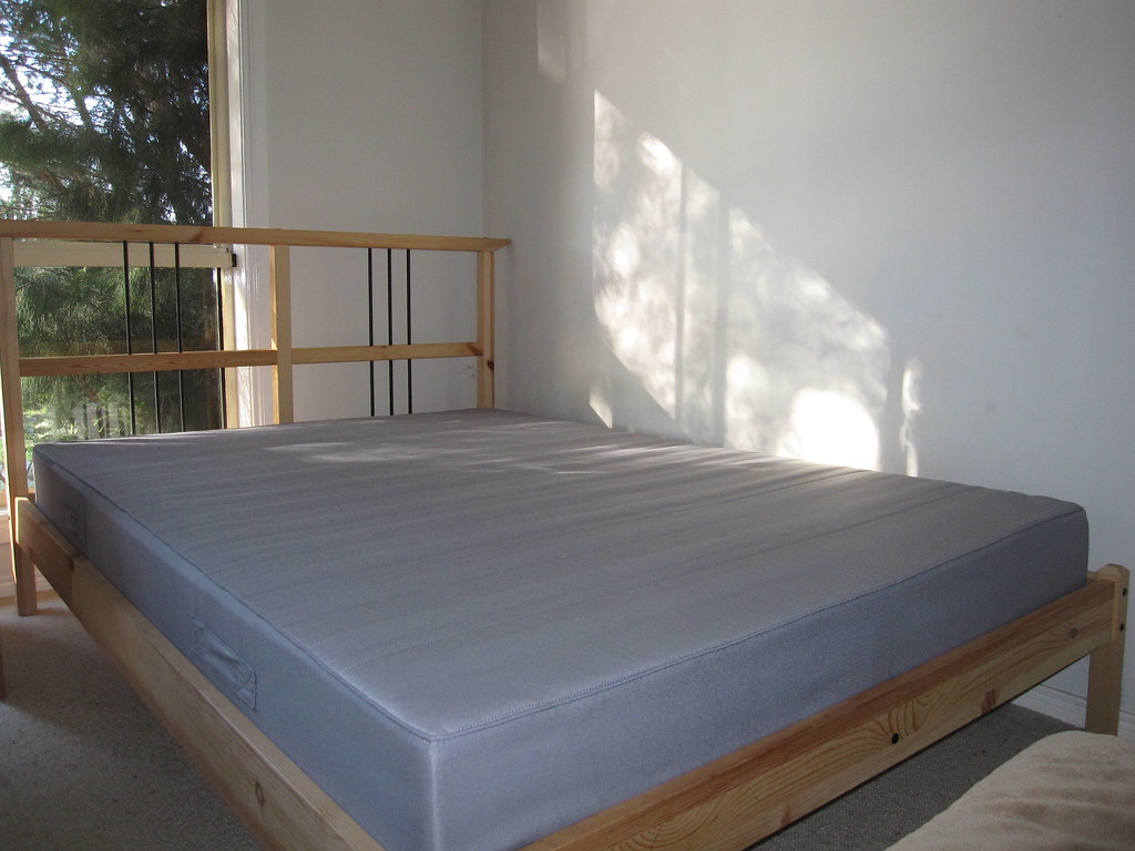 Ikea DBed frame with mattress 200 Ikea RYKENE double be… Flickr