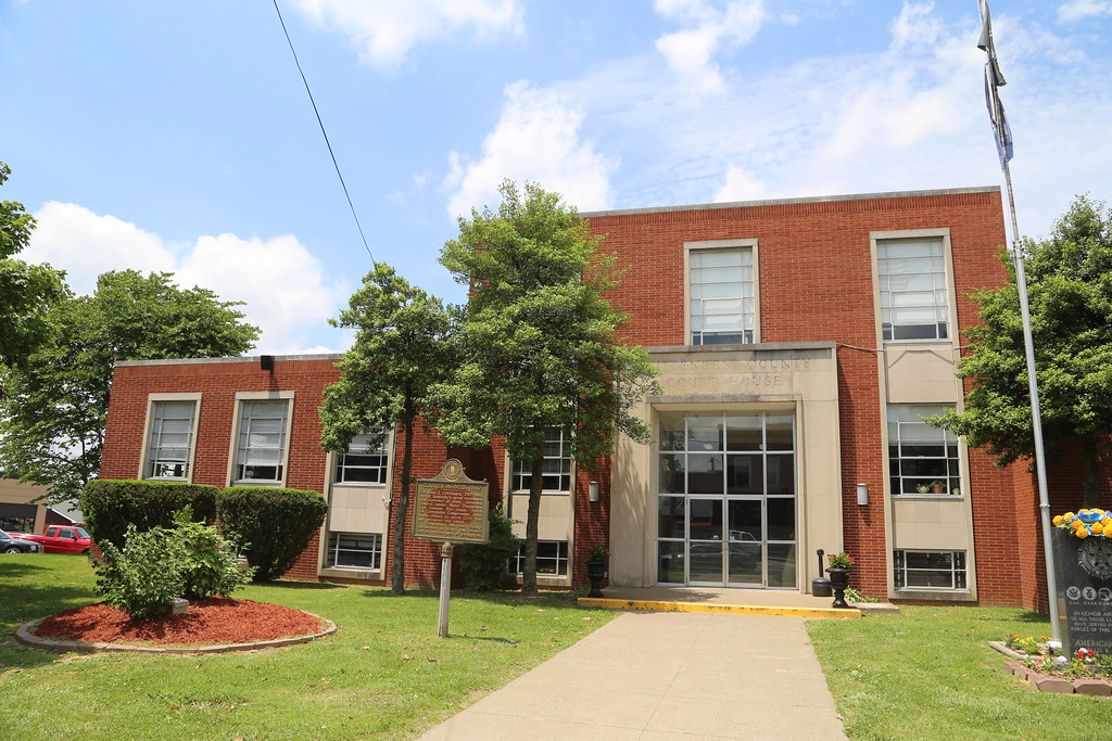 Marion Kentucky, County Courthouse, Crittenden County KY Flickr