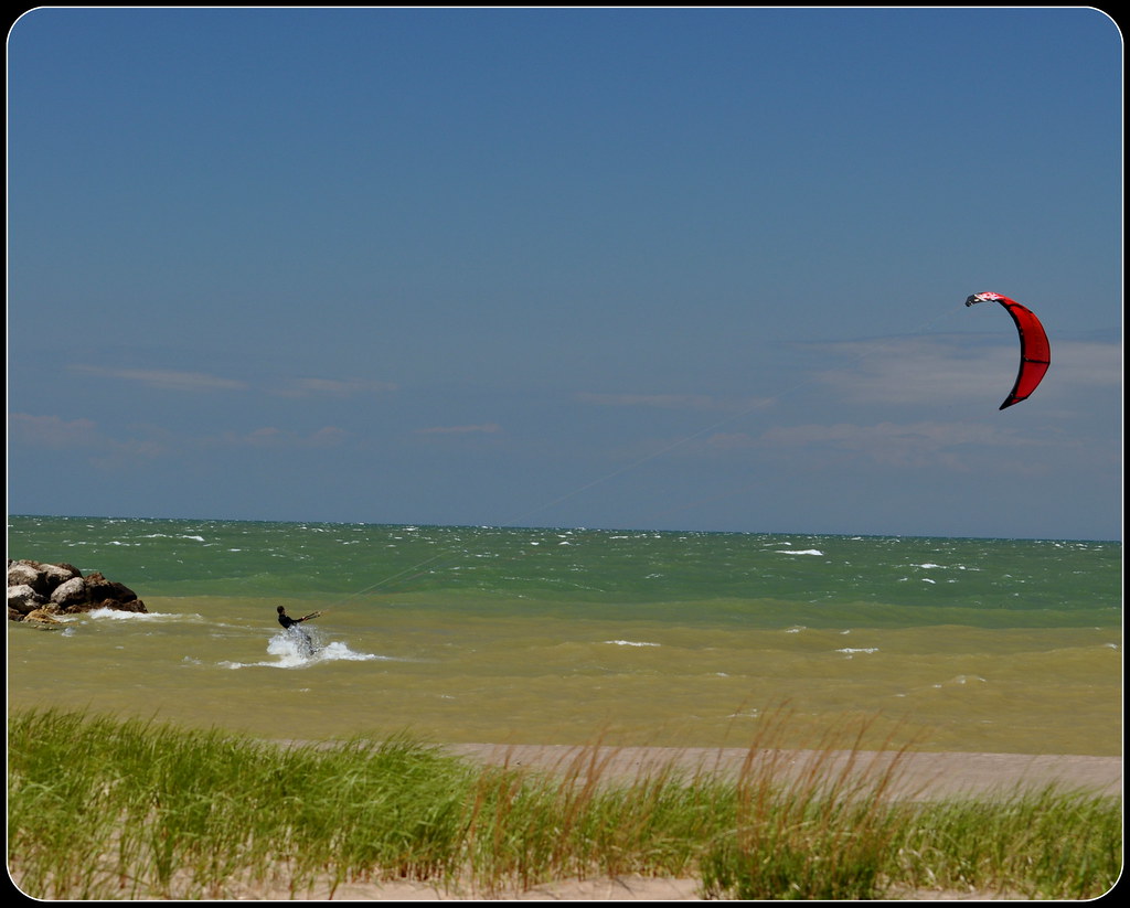 Wind Surfing Lake Erie 2013 Lone windsurfer riding the win… Flickr