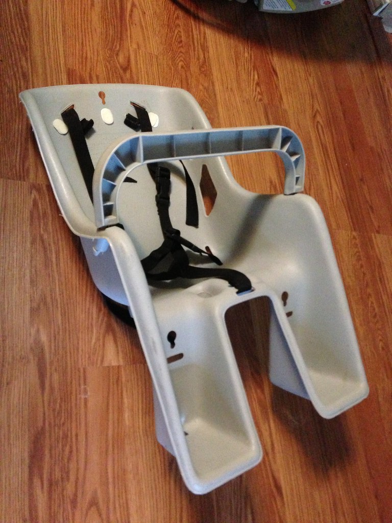 Bell Classic Child Carrier Missing the hardware to attach … Flickr