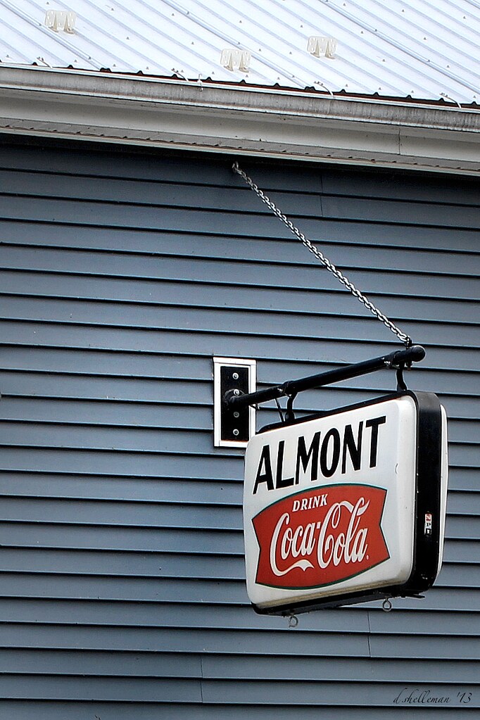 Hotel Almont in the shadow of the Nicholson Bridge. Nic… Flickr
