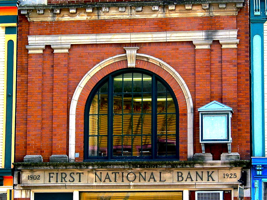 First National Bank (1924) Main St, Bristol, Vermont USA •… Flickr