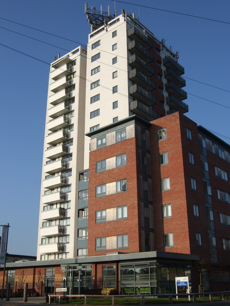 Chelmsford, Parkside Court Parkside Court in Melbourne Ave… Flickr