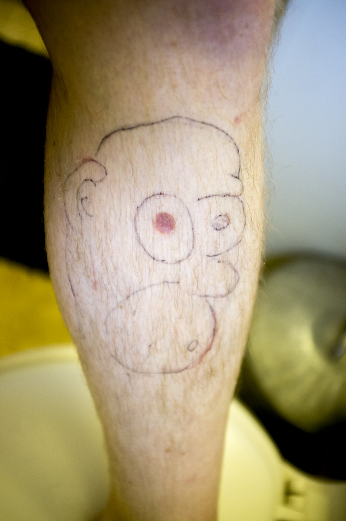 Temporary Homer Simpson Leg Tattoo Over Bullet Hole, June … | Flickr 1024_x_680_jpg