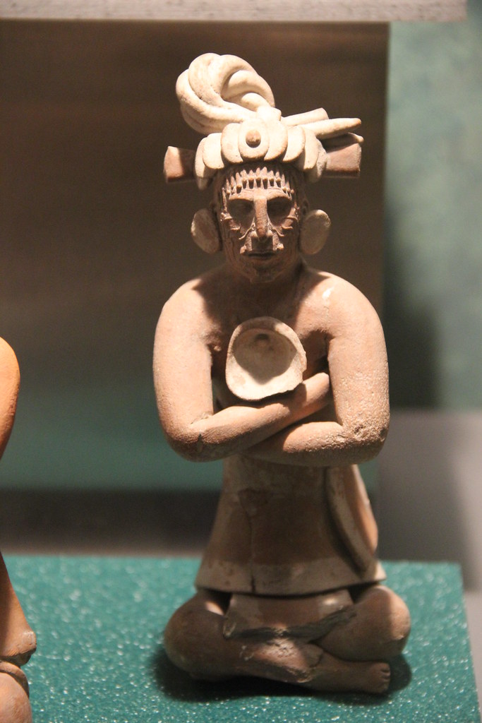 Maya Classic Ceramic Figurine Maya Gallery, INAH, National… Flickr