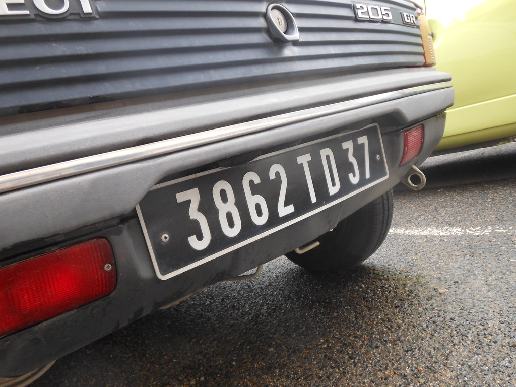 Plaque d'immatriculation de 1991 3862 TD 37 18 avril 201