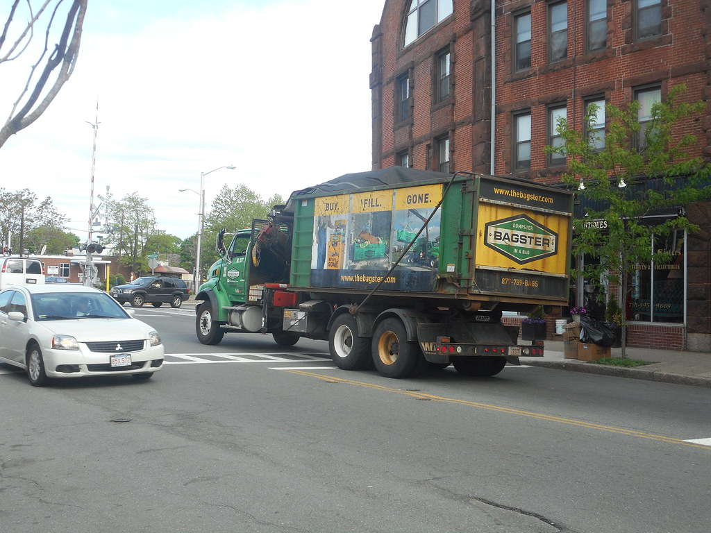 Waste Management Bagster Sterling set back L Line Palfinge… Flickr