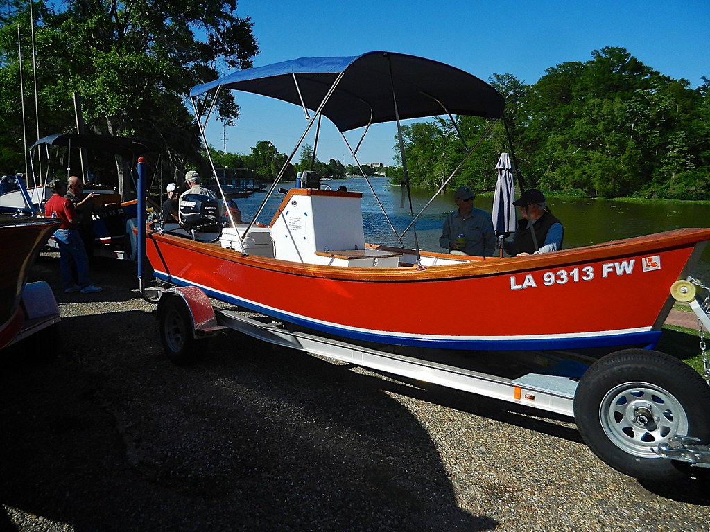 handcrafted lake skiff The Bayou Teche Wooden Boat Show at… Flickr