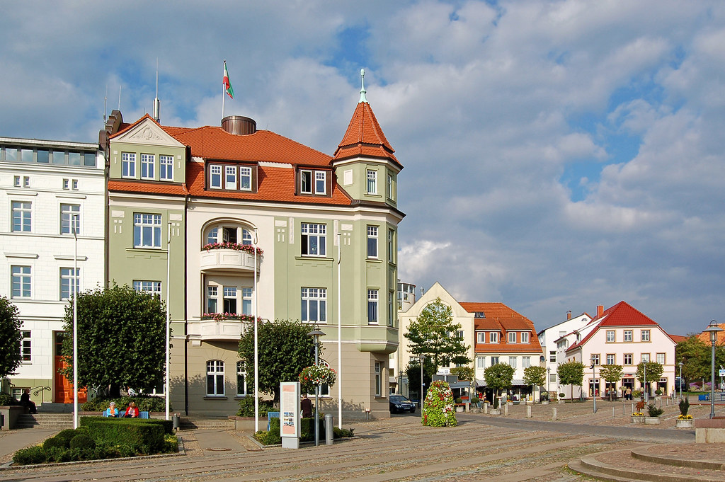 Bergen auf Rügen Markt (01) Die Stadt Bergen auf Rügen l… Flickr
