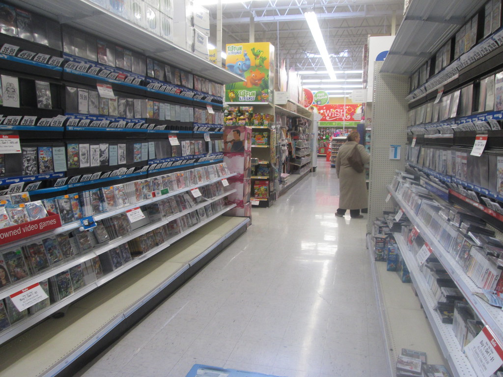 Gaming Aisle The classic Toys R Us video game aisle can be… Flickr
