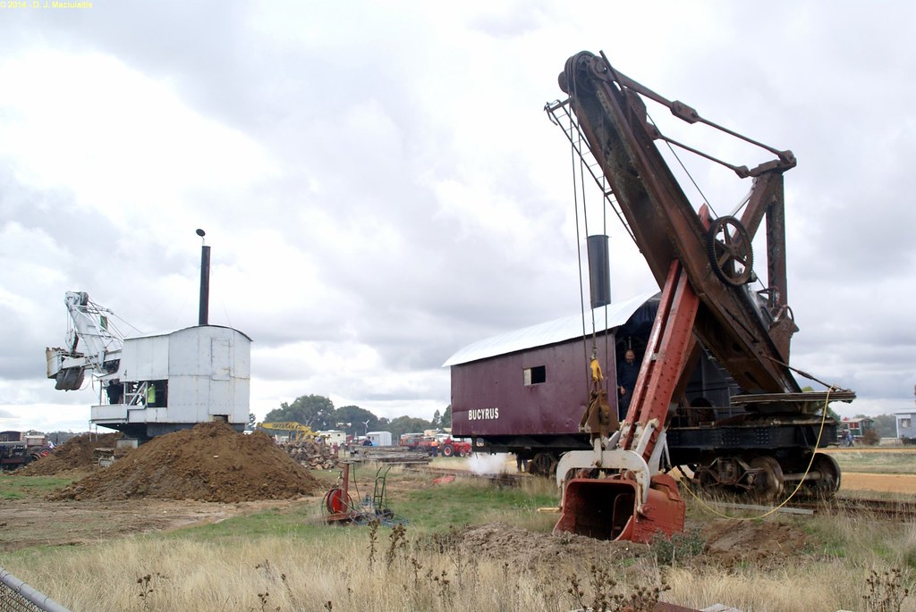 Bucyrus_8c_LakeGoldsmith_03May2014 nzsteam Flickr