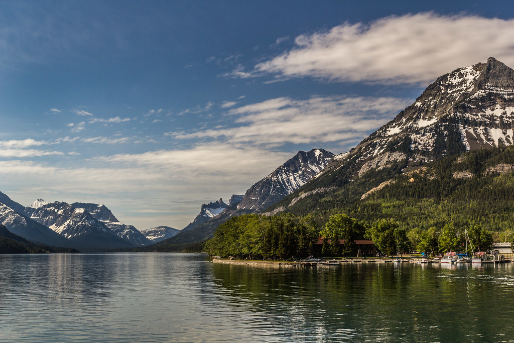 The Town The town of Waterton located in Waterton National… Flickr