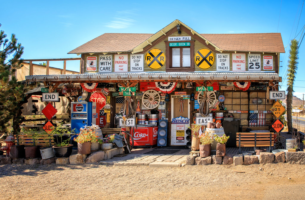 Caution A "happening" bar in Goldfield, Nevada. Maybe I am… Flickr