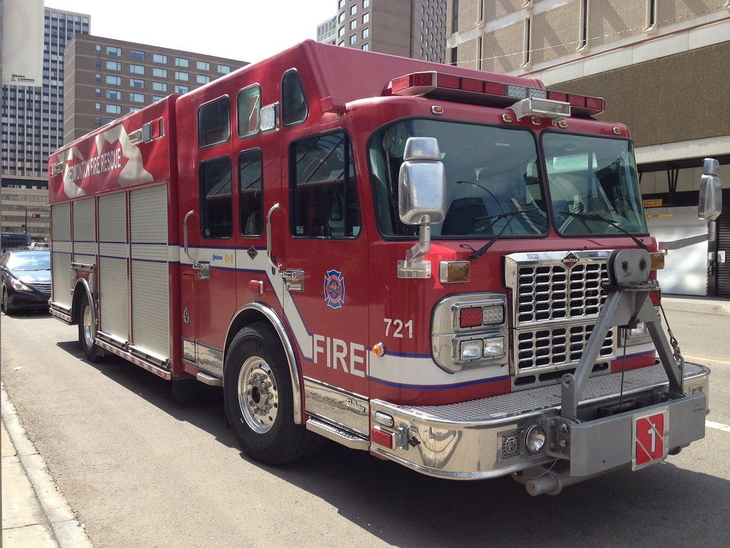 photo (4) Edmonton Fire Rescue Spartan Saulsbury Rescue St… Flickr