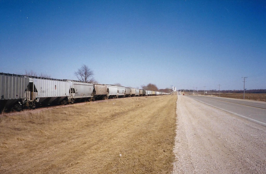 Ellsworth, Iowa, CNW, UP, Union Pacific Railroad, Chicago North Western