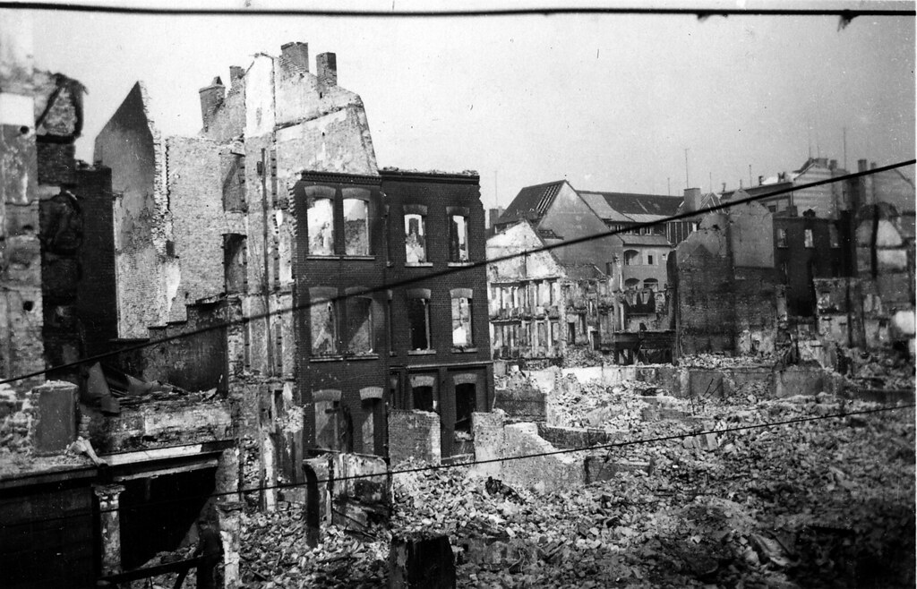 Düsseldorf WW2 1942 The wires may be tram catenary? Beechwood