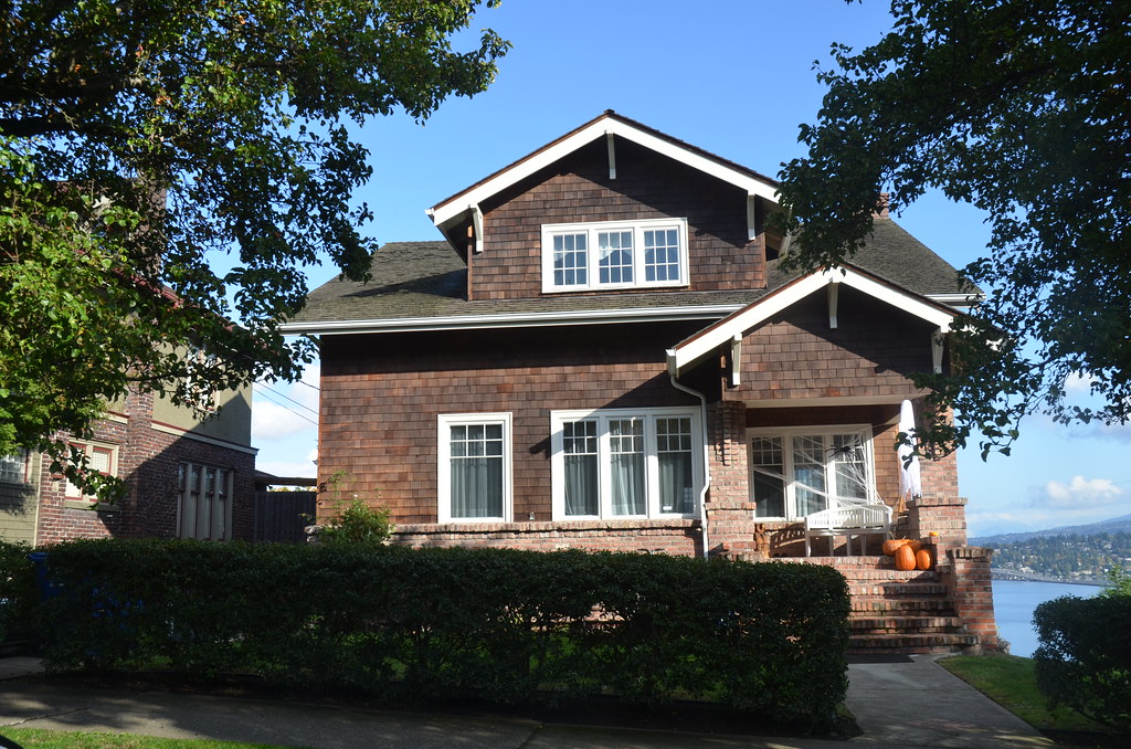 Home in Leschi, Seattle findwell Flickr