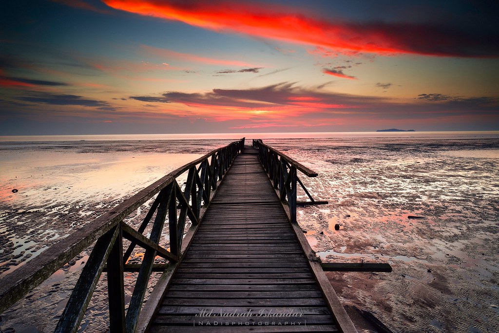 Broken brige Pantai rambah, pontian johor nad_iskandar