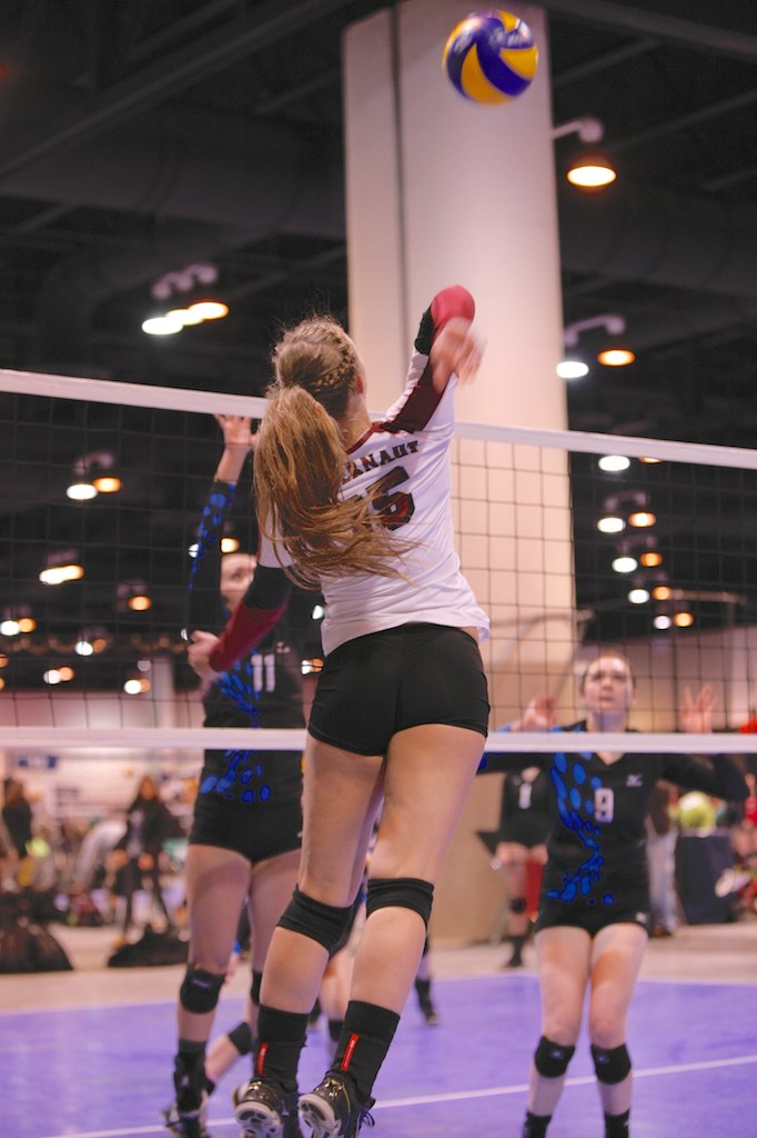 17White Omaha PDC 61 Juggernaut Volleyball Flickr