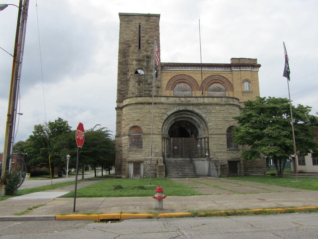 Memorial Hall, Ironton Flickr